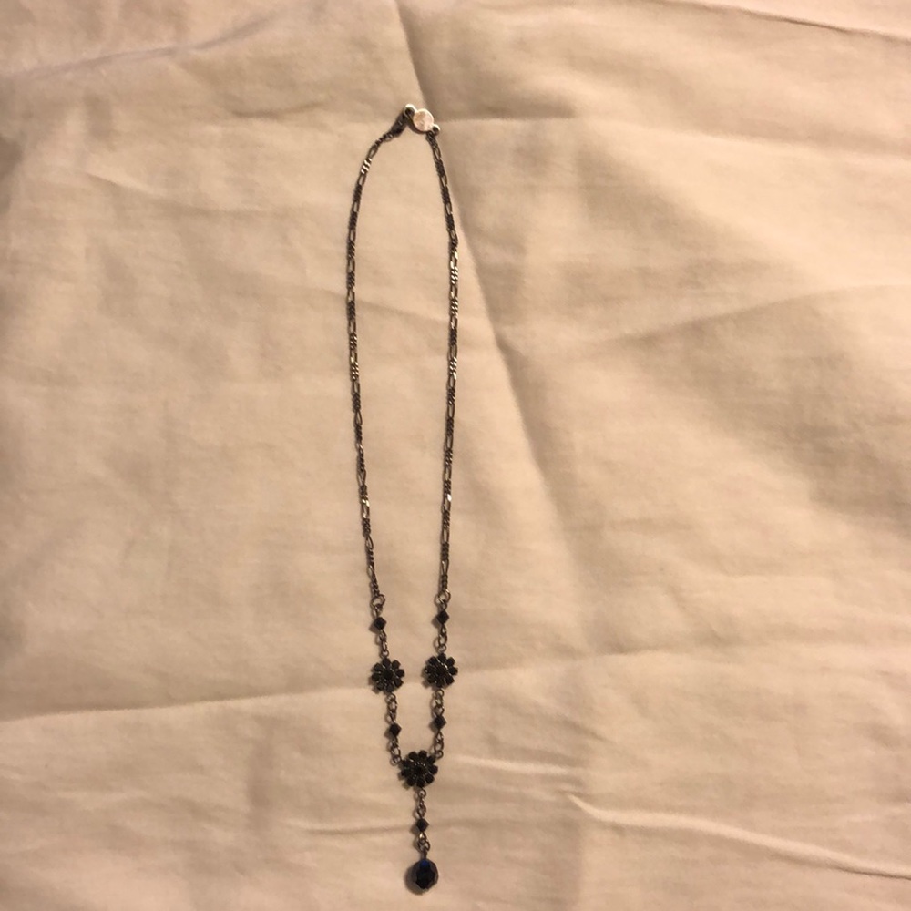 Black flower necklace